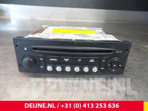 Used Radio Citroen Jumpy (G9) 2.0 HDI 120 16V Price € 54,45 Inclusive VAT offered by van Deijne Onderdelen Uden B.V.