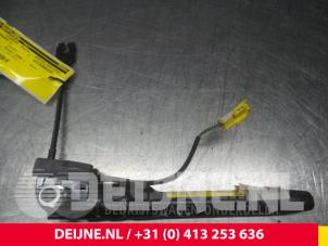 Gebrauchte Gurtsrammer rechts Ford Ka II 1.2 Preis € 40,00 Margenregelung angeboten von van Deijne Onderdelen Uden B.V.