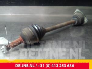 Usagé Cardan gauche (transmission) Opel Vivaro 1.9 DI Prix € 90,75 Prix TTC proposé par van Deijne Onderdelen Uden B.V.