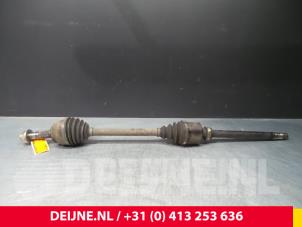 Used Front drive shaft, right Peugeot Boxer (U9) 2.2 HDi 120 Euro 4 Price € 84,70 Inclusive VAT offered by van Deijne Onderdelen Uden B.V.