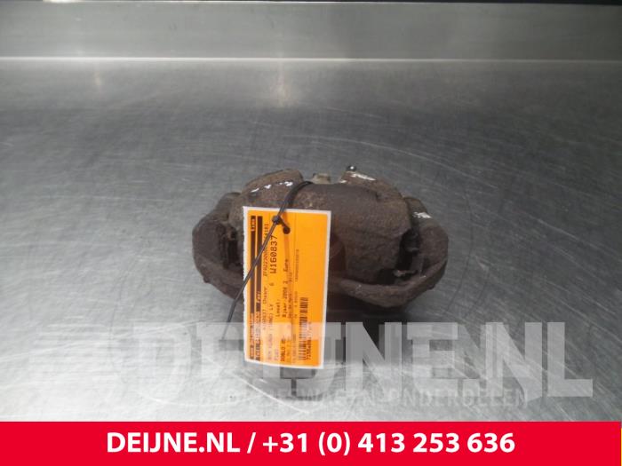 Gebrauchte Bremszange links vorne Fiat Doblo Cargo (223) 1.3 D 16V Multijet Preis € 36,30 Mit Mehrwertsteuer angeboten von van Deijne Onderdelen Uden B.V.
