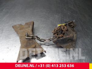 Used Spare wheel lift mechanism Mitsubishi Canter 2.8 D Price on request offered by van Deijne Onderdelen Uden B.V.