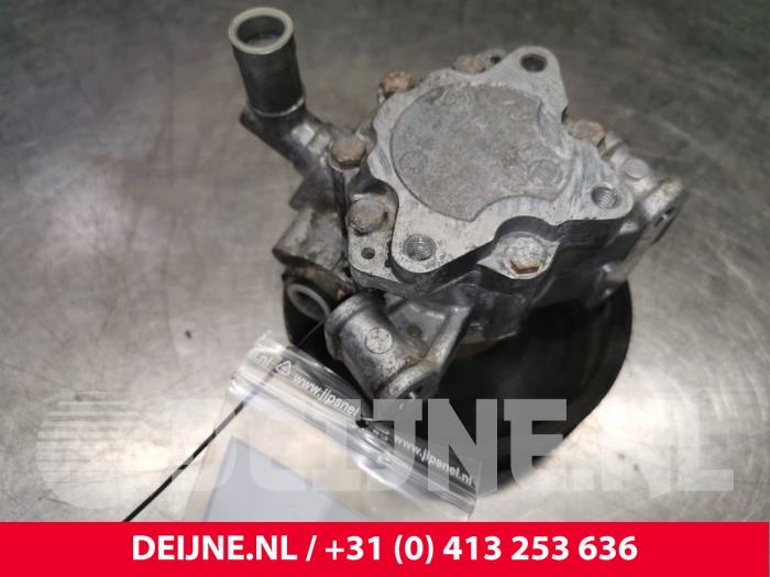 Begagnade Servostyrningspump Mercedes Vito (638.0) 2.2 CDI 108 16V Pris € 72,60 Inklusive moms erbjuds av van Deijne Onderdelen Uden B.V.