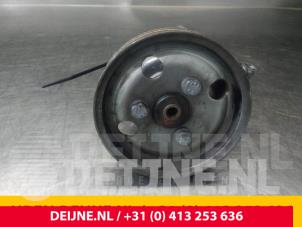 Usados Bomba de dirección asistida Fiat Doblo Cargo (263) 1.6 D Multijet Precio € 72,60 IVA incluido ofrecido por van Deijne Onderdelen Uden B.V.