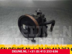 Used Power steering pump Hyundai H-1/H-200 2.5 Tdi Price € 36,30 Inclusive VAT offered by van Deijne Onderdelen Uden B.V.