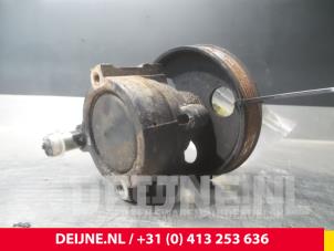 Used Power steering pump Renault Kangoo Express (FC) 1.5 dCi 68 Price € 42,35 Inclusive VAT offered by van Deijne Onderdelen Uden B.V.