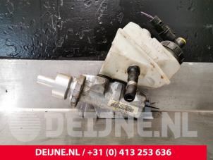 Używane Glówny cylinder hamulcowy Renault Kangoo Express (FC) 1.5 dCi 60 Cena € 24,20 Z VAT oferowane przez van Deijne Onderdelen Uden B.V.
