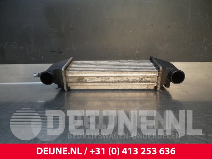 Usados Intercooler Ford Transit Connect 1.8 TDCi 90 Precio € 24,20 IVA incluido ofrecido por van Deijne Onderdelen Uden B.V.