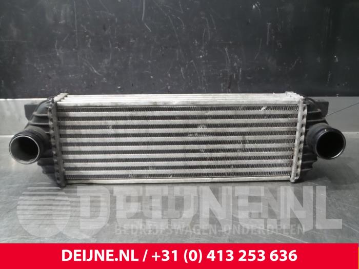 Usagé Intercooler Ford Transit Connect 1.8 Tddi Prix € 24,20 Prix TTC proposé par van Deijne Onderdelen Uden B.V.