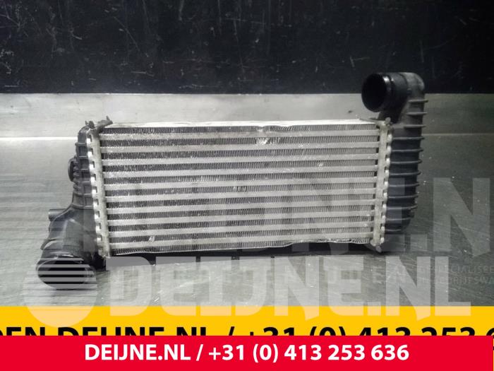 Usagé Intercooler Ford Transit Connect (PJ2) 1.6 TDCi 16V 95 Prix € 60,50 Prix TTC proposé par van Deijne Onderdelen Uden B.V.