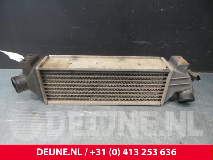Usagé Intercooler Ford Transit 2.0 TDCi 16V 260S Prix € 48,40 Prix TTC proposé par van Deijne Onderdelen Uden B.V.