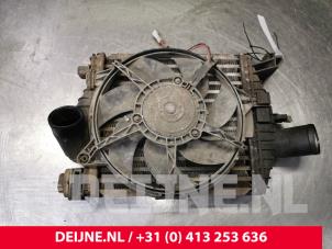 Usagé Echangeur air (Intercooler) Mercedes Vito (638.0) 2.2 CDI 108 16V Prix € 36,30 Prix TTC proposé par van Deijne Onderdelen Uden B.V.