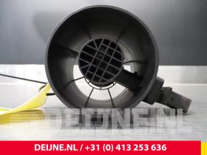Usagé Compteur de masse d'air Volkswagen Crafter 2.5 TDI 30/32/35/46/50 Prix € 30,25 Prix TTC proposé par van Deijne Onderdelen Uden B.V.