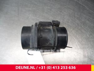 Used Airflow meter Opel Movano Combi 2.2 DTI Price € 48,40 Inclusive VAT offered by van Deijne Onderdelen Uden B.V.