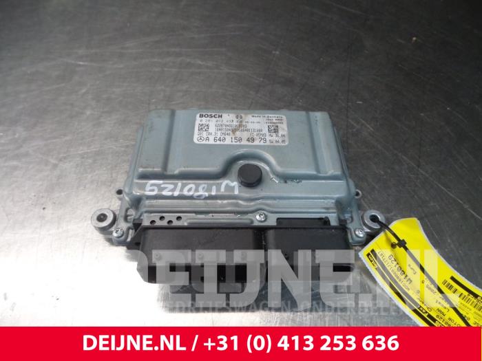 Used Engine management computer Mercedes A (W169) 2.0 A-200 CDI 16V 5-Drs. Price € 80,00 Margin scheme offered by van Deijne Onderdelen Uden B.V.