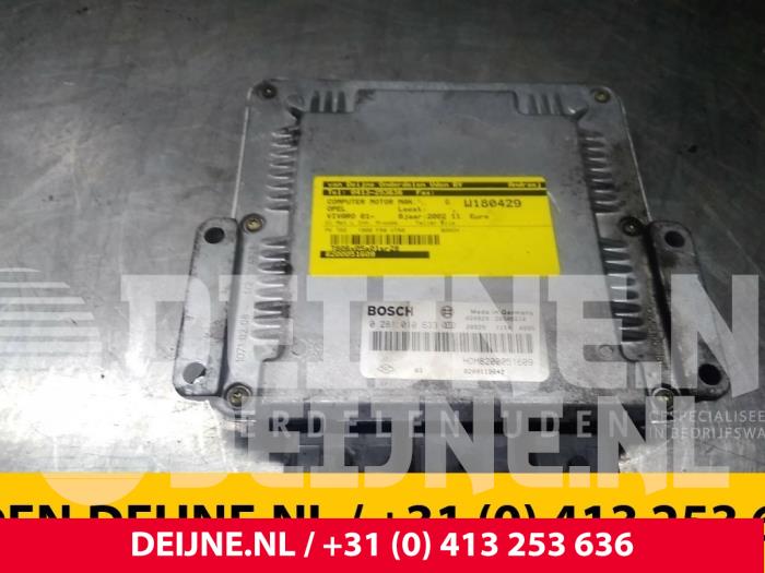 Engine management computer from a Opel Vivaro 1.9 DI 2002