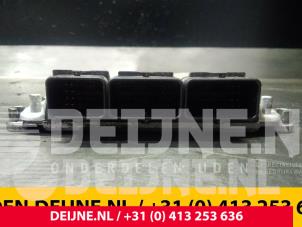 Engine management computer from a Opel Vivaro 1.9 DI 2002