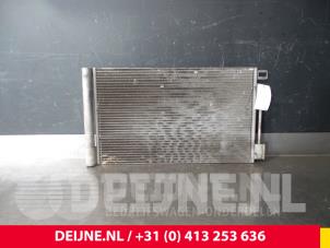 Klima Kondensor van een Citroën Nemo (AA) 1.4 HDi 70 2008