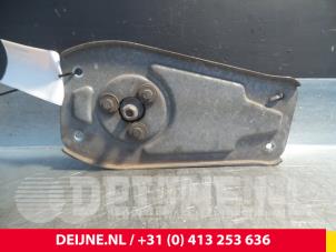 Usados Motor limpiaparabrisas delante Citroen Berlingo 2.0 HDi Precio € 42,35 IVA incluido ofrecido por van Deijne Onderdelen Uden B.V.