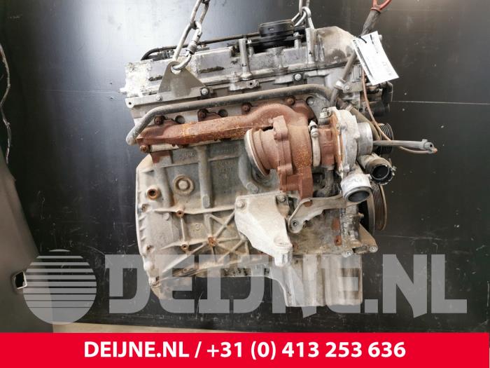Motor de un Mercedes-Benz Vito (639.6) 2.2 109 CDI 16V 2004