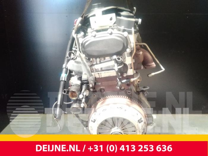 Motor de un Fiat Ducato (243/244/245) 2.3 JTD 16V 2005