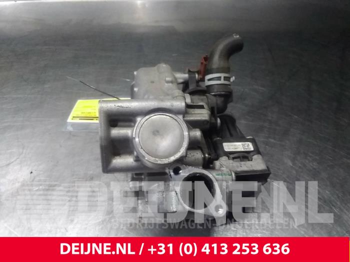 EGR valve Opel Corsa D 1.3 CDTi 16V ecoFLEX 55230929 A13DTE