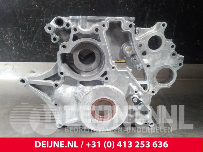 Usagé Couvercle de distribution Mitsubishi Canter 3.0 Di-D 16V Prix € 90,75 Prix TTC proposé par van Deijne Onderdelen Uden B.V.