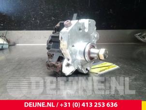 Used Mechanical fuel pump Opel Movano (4A1; 4A2; 4B2; 4B3; 4C2; 4C3) 3.0 CDTI 16V Price on request offered by van Deijne Onderdelen Uden B.V.