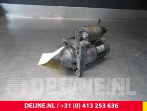 Usados Motor de arranque Renault Kangoo Express (FC) 1.5 dCi 60 Precio € 42,35 IVA incluido ofrecido por van Deijne Onderdelen Uden B.V.