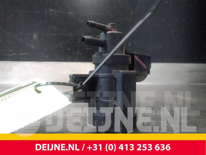 Usagé Régulateur pression turbo Fiat Doblo Cargo (263) 1.6 D Multijet Prix € 24,20 Prix TTC proposé par van Deijne Onderdelen Uden B.V.