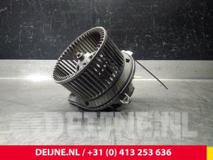 Używane Silnik wentylatora nagrzewnicy Mercedes Vito (638.0) 2.2 CDI 108 16V Cena € 36,30 Z VAT oferowane przez van Deijne Onderdelen Uden B.V.