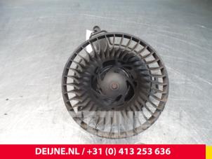 Usados Motor de ventilador de calefactor Citroen Berlingo 1.4i Precio € 18,15 IVA incluido ofrecido por van Deijne Onderdelen Uden B.V.