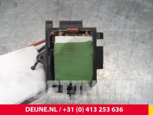 Used Heater resistor Nissan Primastar 2.5 dCi 150 16V Price € 18,15 Inclusive VAT offered by van Deijne Onderdelen Uden B.V.