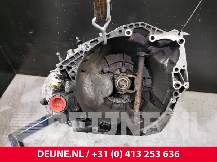 Gearbox from a Fiat Scudo (220Z) 1.9 D 2000