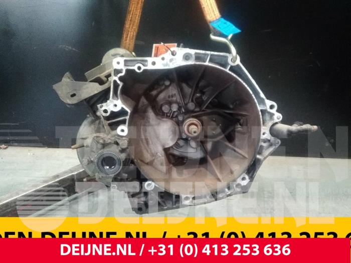 Gearbox from a Citroën Berlingo 1.6 Hdi 75 16V Phase 1 2010