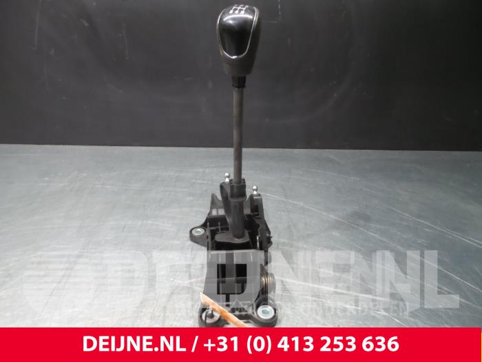 Gear stick from a Ford Transit Courier 1.5 TDCi 75 2014