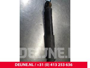 Used Rear shock absorber, left Peugeot Boxer (U9) 2.0 BlueHDi 130 Price € 36,30 Inclusive VAT offered by van Deijne Onderdelen Uden B.V.