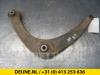 Front lower wishbone, left from a Peugeot Partner (GC/GF/GG/GJ/GK), 2008 / 2018 1.6 HDI 90 16V, Delivery, Diesel, 1.560cc, 66kW (90pk), FWD, DV6AUTED4; 9HS, 2009-10 / 2012-02, 7A9HS; 7B9HS; 7C9HS; 7D9HS; 7E9HS; 7F9HS 2009