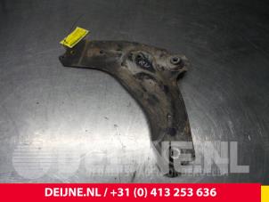 Used Front lower wishbone, right Nissan Primastar 1.9 dCi 80 Price on request offered by van Deijne Onderdelen Uden B.V.