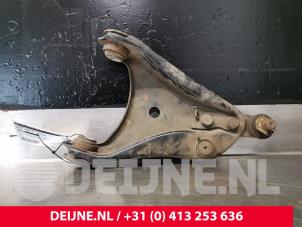 Usagé Bras de suspension bas avant droit Renault Kangoo Express (FC) 1.5 dCi 60 Prix € 42,35 Prix TTC proposé par van Deijne Onderdelen Uden B.V.