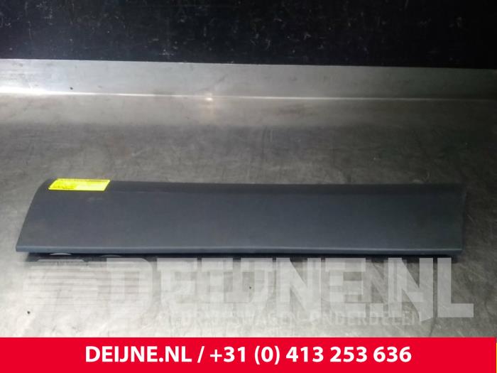 Begagnade Dekorstripe Mercedes Sprinter Pris € 24,20 Inklusive moms erbjuds av van Deijne Onderdelen Uden B.V.