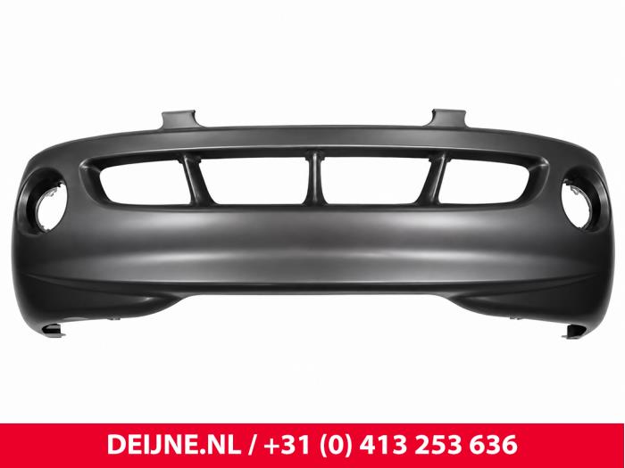 Nuevos Parachoques Hyundai Starex (H 1) 2.5 TD Precio € 60,50 IVA incluido ofrecido por van Deijne Onderdelen Uden B.V.