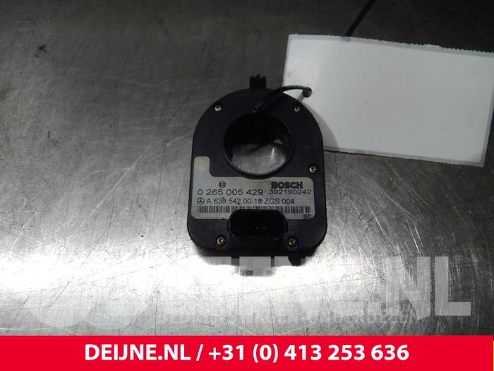 Begagnade Styrvinkelsensor Mercedes Vito Pris € 6,05 Inklusive moms erbjuds av van Deijne Onderdelen Uden B.V.