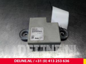 Used Antenna Amplifier BMW X1 (E84) sDrive 16d 2.0 16V Price € 9,00 Margin scheme offered by van Deijne Onderdelen Uden B.V.