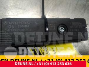 Used Antenna Amplifier Mercedes Vito (447.6) 2.2 114 CDI 16V Price € 18,15 Inclusive VAT offered by van Deijne Onderdelen Uden B.V.