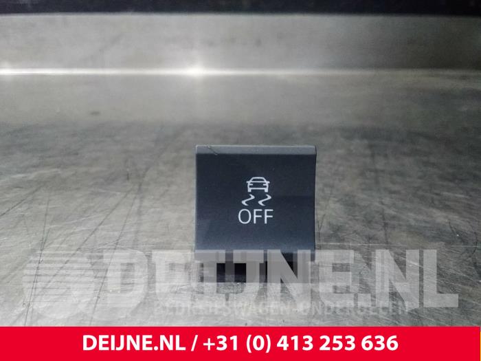 Używane Przelacznik ESP Audi Q3 (8UB/8UG) 2.0 16V TFSI 170 Quattro Cena € 7,00 Procedura marży oferowane przez van Deijne Onderdelen Uden B.V.