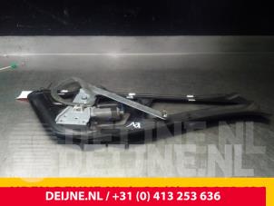 Gebrauchte Fenstermechanik 4-türig rechts vorne Mercedes Sprinter 4t (904) 413 CDI 16V Preis € 60,50 Mit Mehrwertsteuer angeboten von van Deijne Onderdelen Uden B.V.