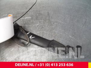 Used Door handle 2-door, left Mercedes Sprinter Price € 36,30 Inclusive VAT offered by van Deijne Onderdelen Uden B.V.