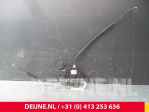 Gebrauchte Türschlossmechanik 2-türig rechts Citroen Jumper Preis € 36,30 Mit Mehrwertsteuer angeboten von van Deijne Onderdelen Uden B.V.