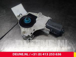 Used Door window motor Audi A5 Sportback (8TA) 2.0 TFSI 16V Price € 14,00 Margin scheme offered by van Deijne Onderdelen Uden B.V.